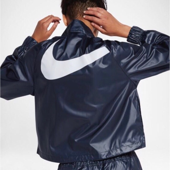 NEW Nike Windrunner Cropped Windbreaker Jacket - Picture 2 of 8